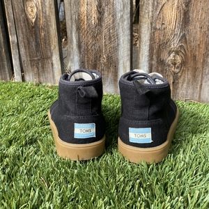 TOMS Black Canvas Mens Carlo Mid Sneakers
